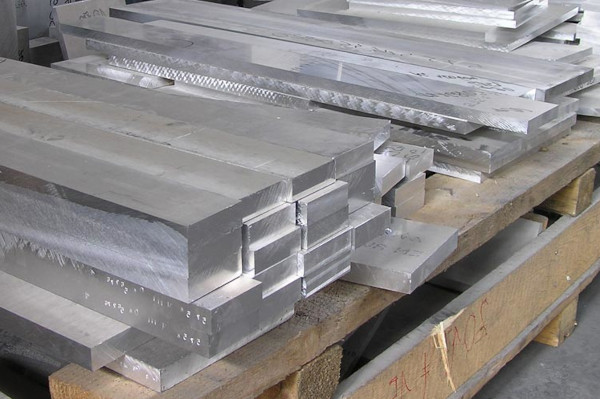 cięte płyty aluminiowe